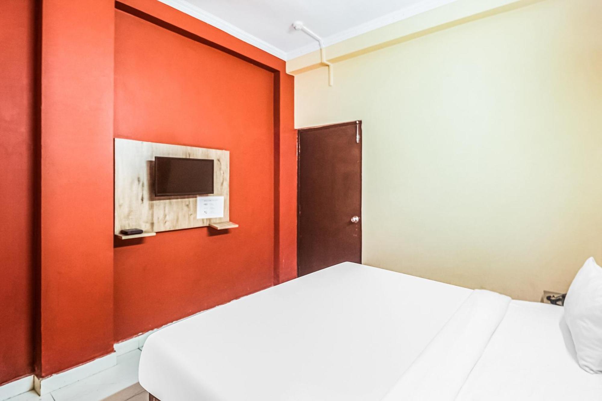 Hotel O Avni Residency Gurgaon Bagian luar foto